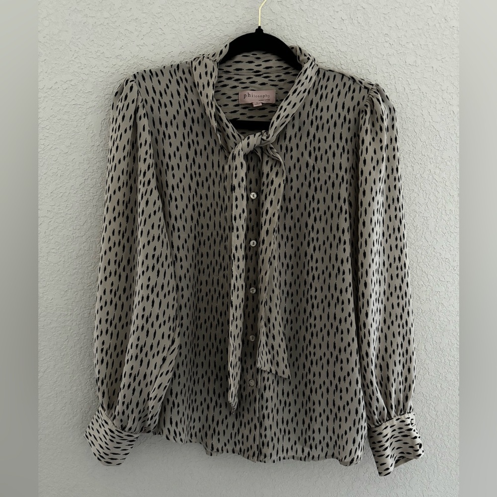 Beautiful Philosophy top